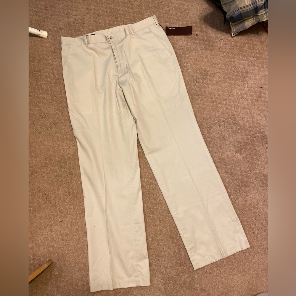 NWT Perry Ellis - Mens cream color pants, Size: 36/34